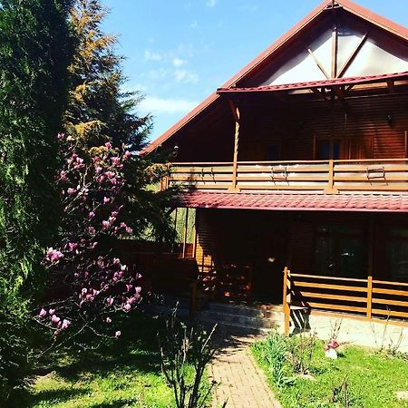 Casa De Vacanta Caciulata Esterno foto